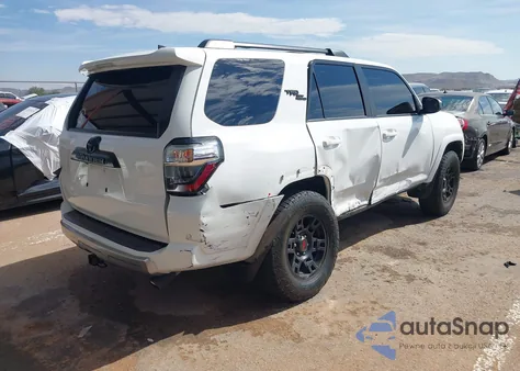 2023 Toyota 4Runner Trd Off Road z USA, uszkodzony, nr VIN JTEPU5JR0P6182220